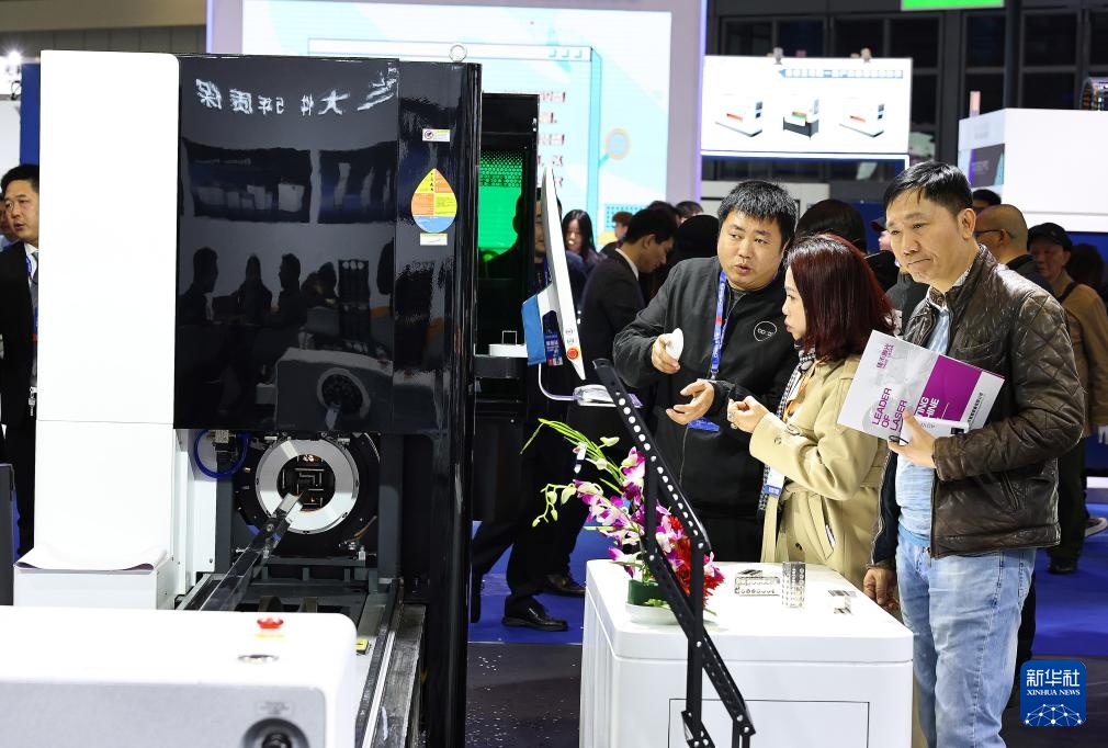 新华全媒＋｜2025上海国际机床展开幕(图5)
