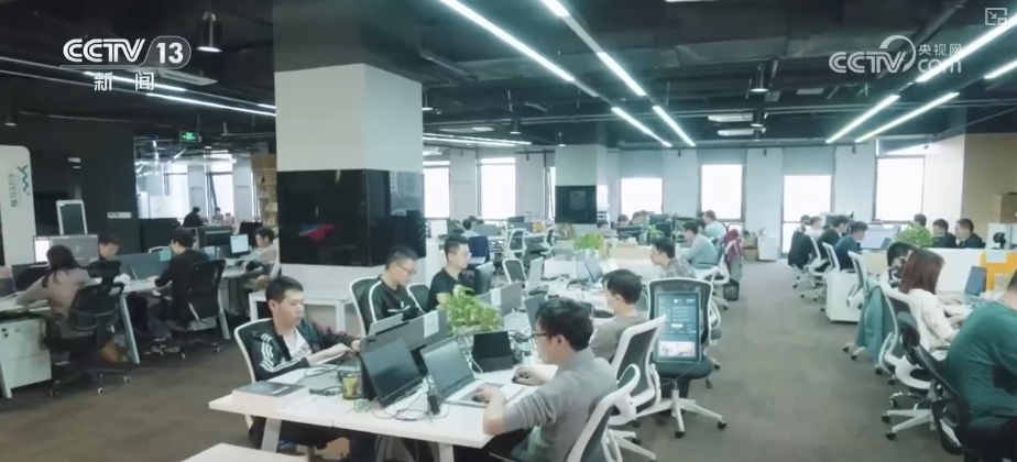 面向制造领域人力资源服务场景不断涌现多部门协同促进高质量充分就业(图1)