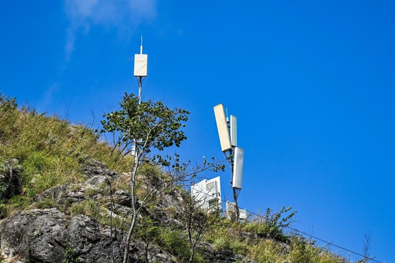 从花江峡谷大桥出发:探访“多彩贵州移起向新”(图2)