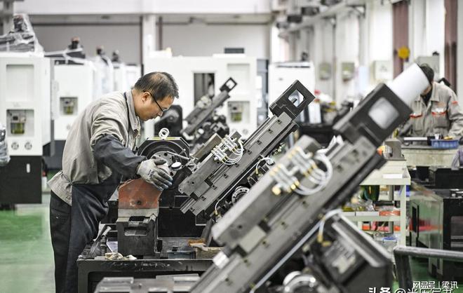 瑞士断供中国机床引众怒?如今订单暴跌中国智造霸气打脸西方(图6)
