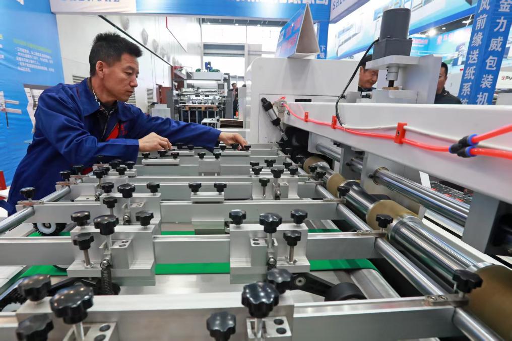 星空体育网站:探索“共享智造”抱团降本增效——河北唐山制造业企业走访见闻(图3)