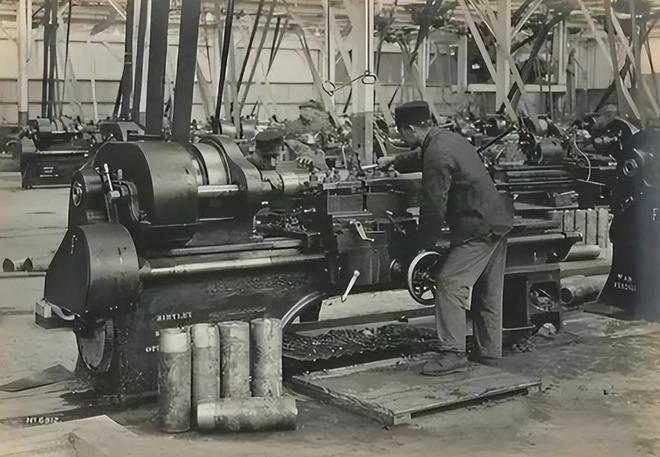 星空体育：超越德国机床！中国拿下硬核全球第一靠的是什么？(图5)