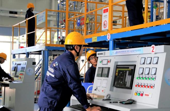 星空体育：超越德国机床！中国拿下硬核全球第一靠的是什么？(图7)