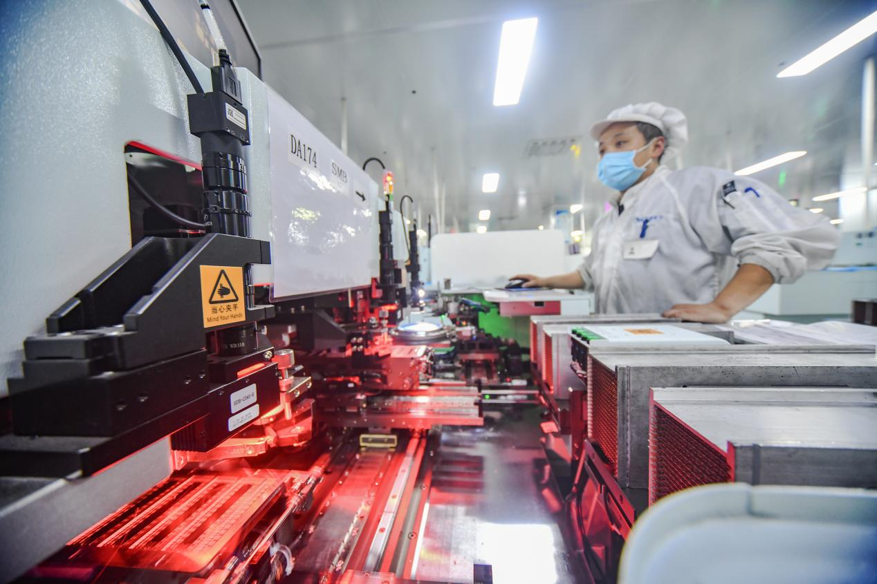 星空体育:千年古城的向新蝶变(图2)