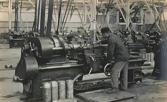 星空体育网站：英媒：德日当初不该逼迫中国自研机床技术如今他们垄断全球市场(图2)