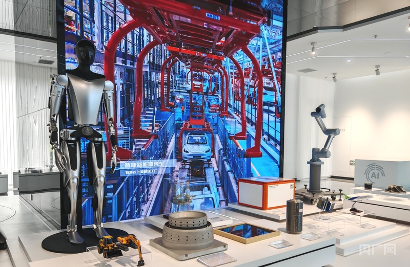 数读中国开局新活力｜同比增长59%！三个“首次”看上海工业新势能(图2)